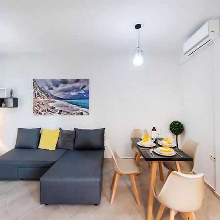 Ruellia Luxury Apartments Kalligoni 外观 照片