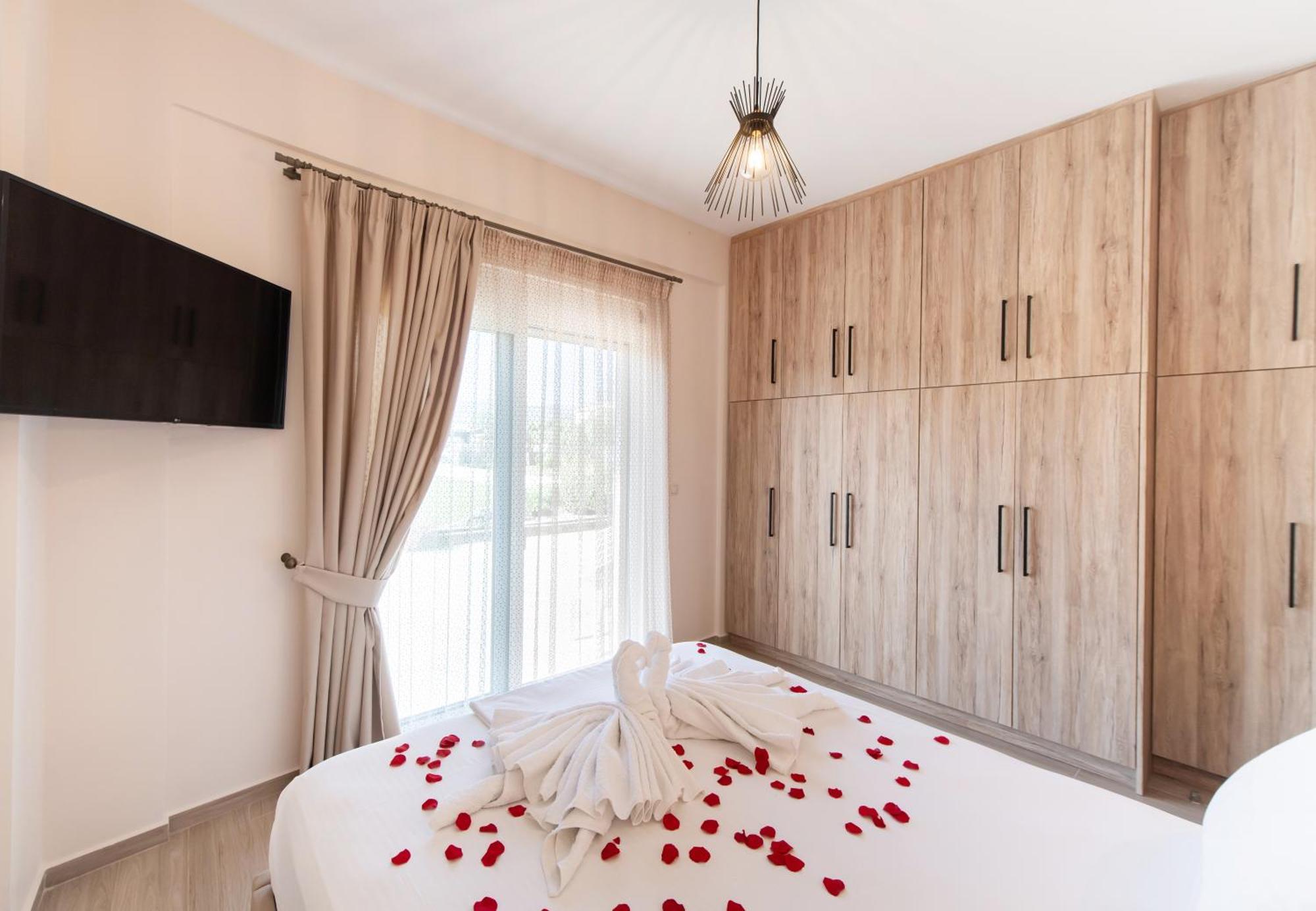 Ruellia Luxury Apartments Kalligoni 外观 照片