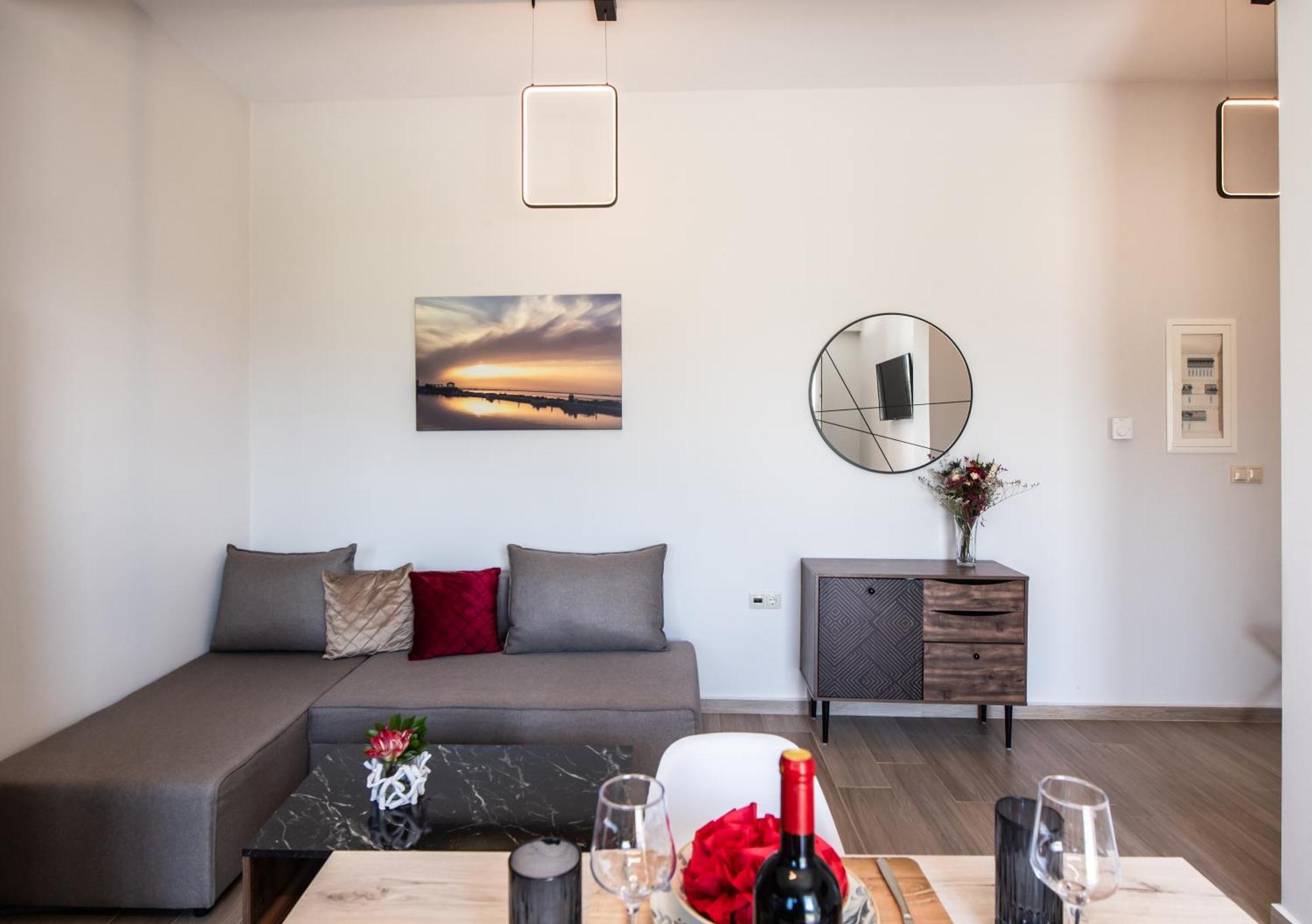 Ruellia Luxury Apartments Kalligoni 外观 照片