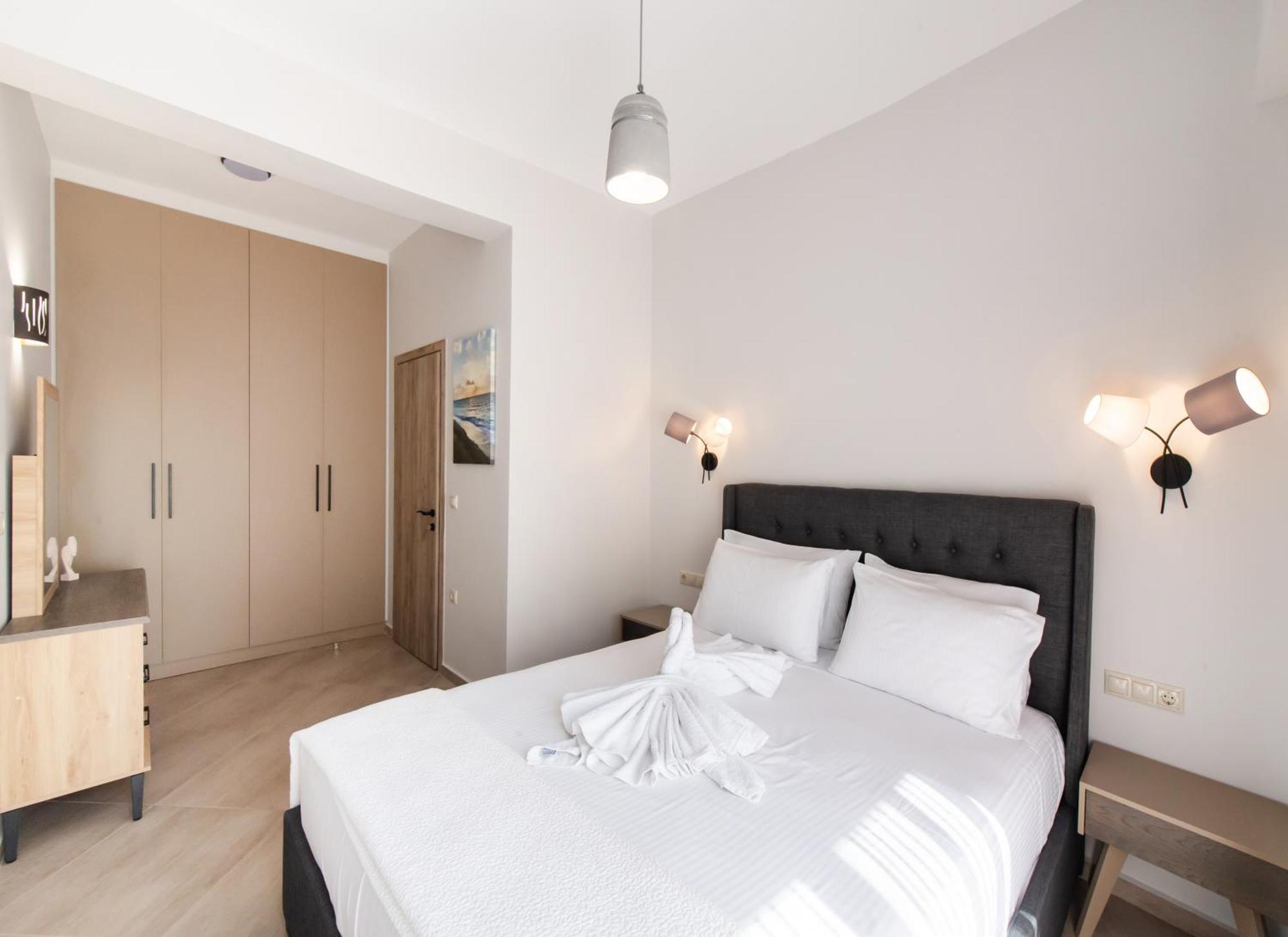 Ruellia Luxury Apartments Kalligoni 外观 照片