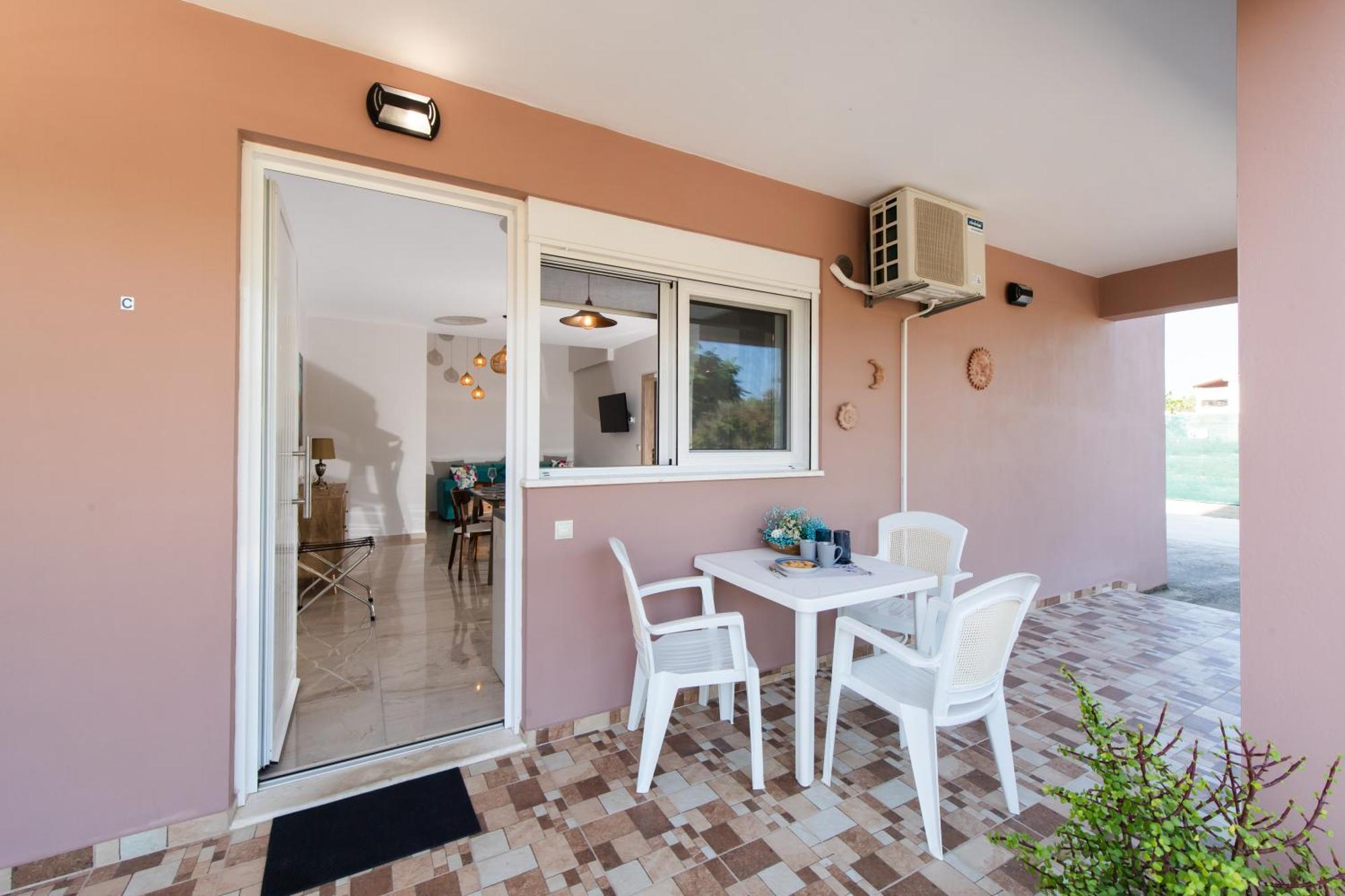 Ruellia Luxury Apartments Kalligoni 外观 照片